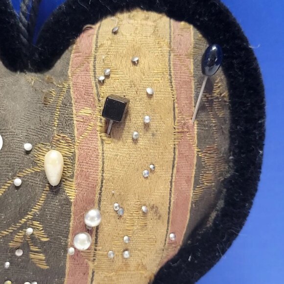 Antique Victorian Heart Shaped Black Velvet Pin Cushion with Pins - Picture 3 of 5